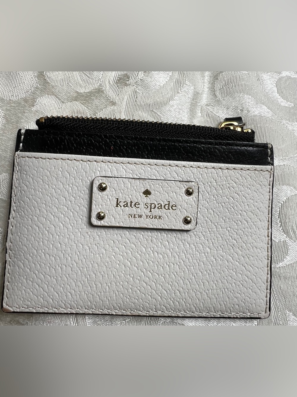 kate spade Grove Street Cream and Black Pebbled Leather Card Case